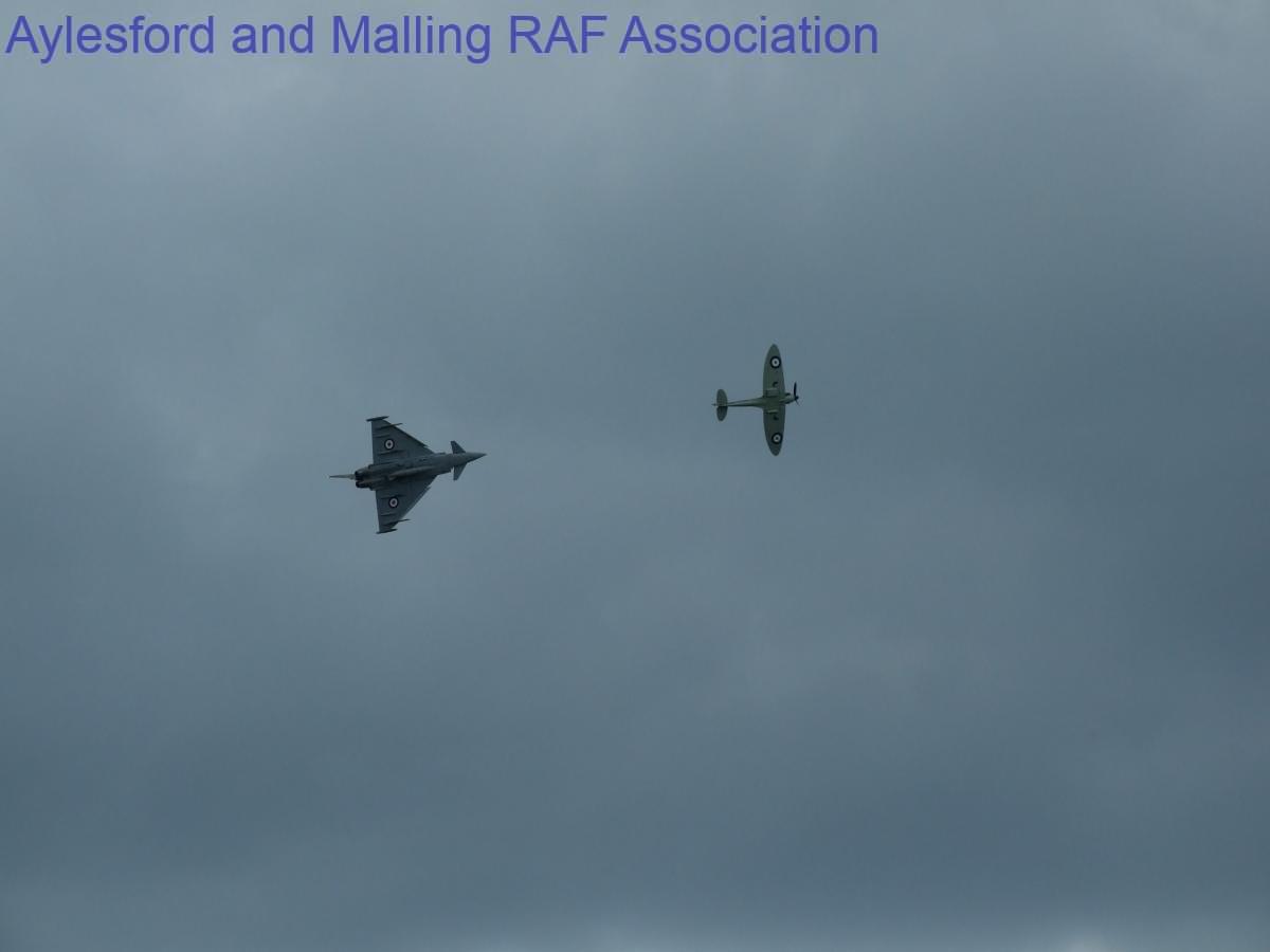 RAF Typhoon and Spitfire, Biggin Hill 2015